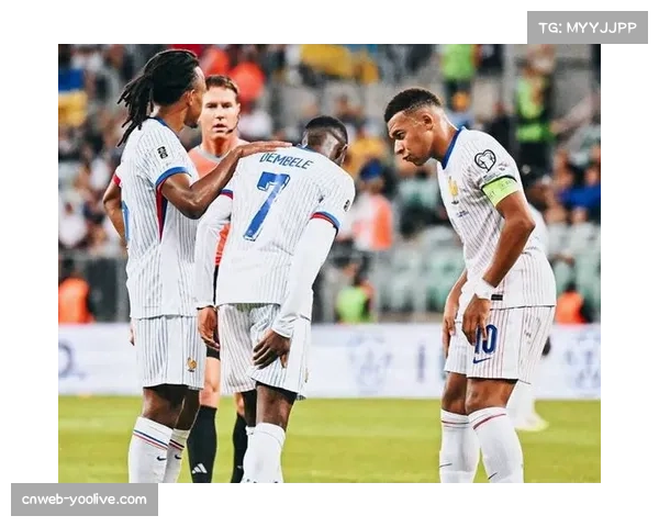 巴萨主场不敌巴黎，防线老化问题在欧冠高强度下暴露无遗